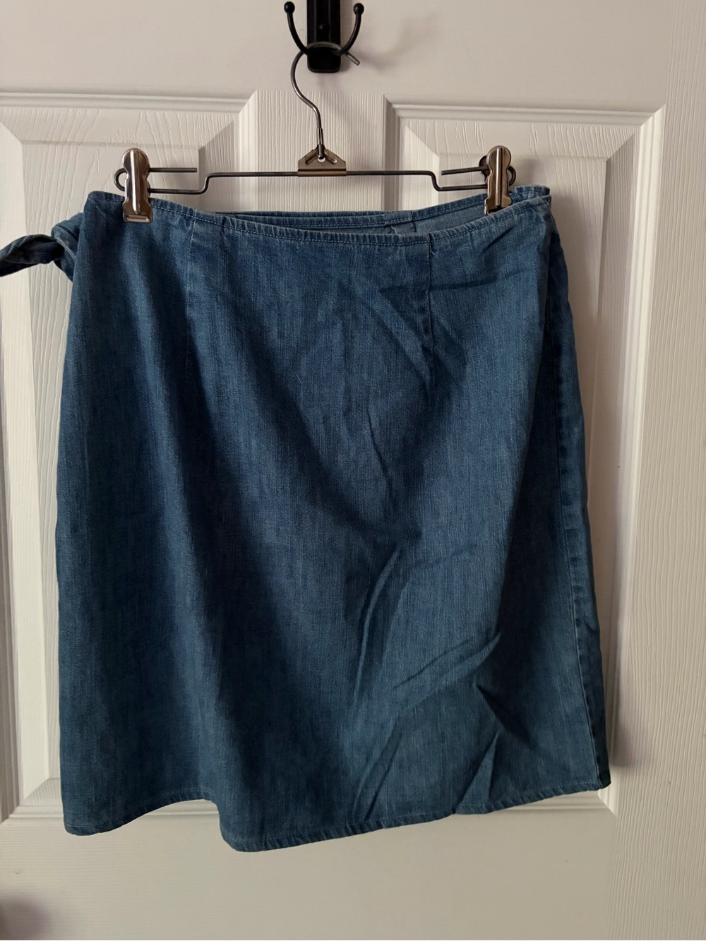 Gap Denim Wrap Skirt Women’s Size Medium - Picture 2 of 6